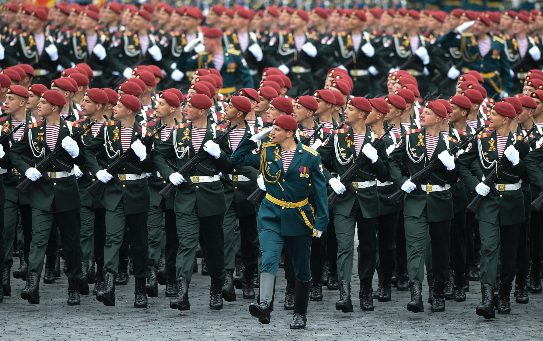 В России отмечается День войск национальной гвардии