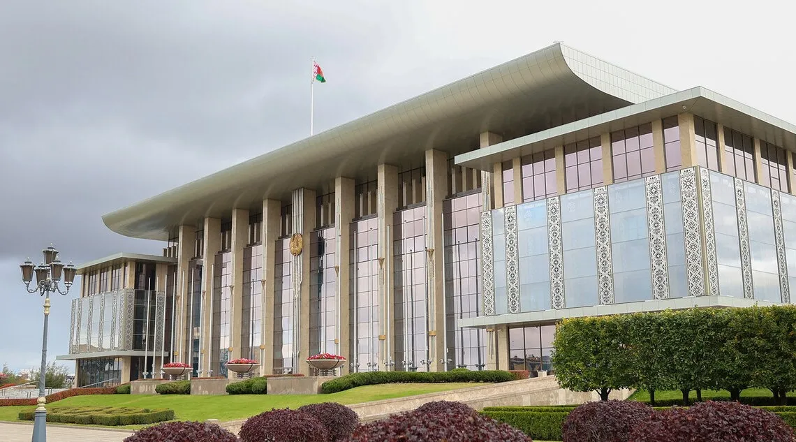 Лукашенко поставил задачи по ограничению инфляции в 2026-м в пределах 7%