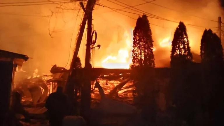 В результате удара беспилотника по гостинице в Херсонской области погибли 24 человека, включая ребенка