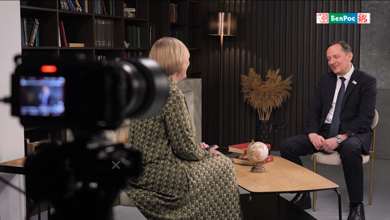 Коркотадзе: снова идет оборона Брестской крепости, но уже в ментальном плане