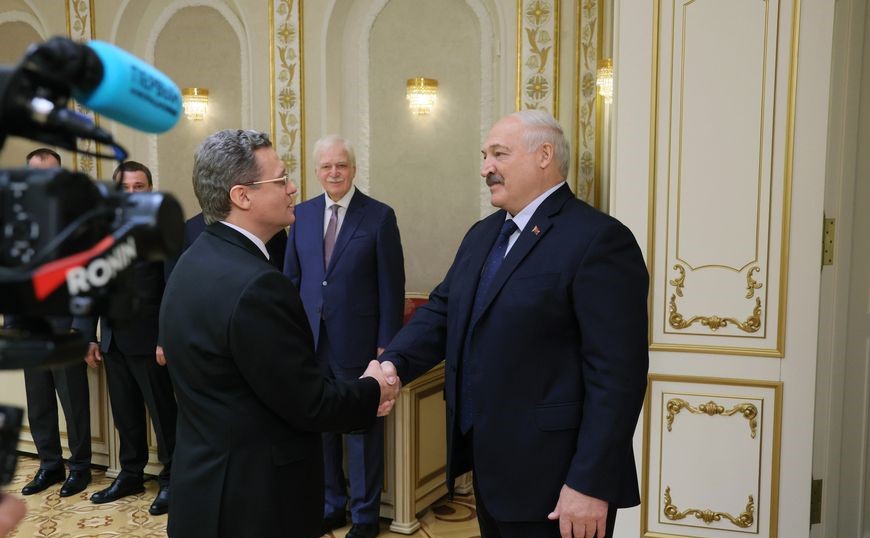 Александр Лукашенко напомнил губернатору Вологодской области хит "Песняров"